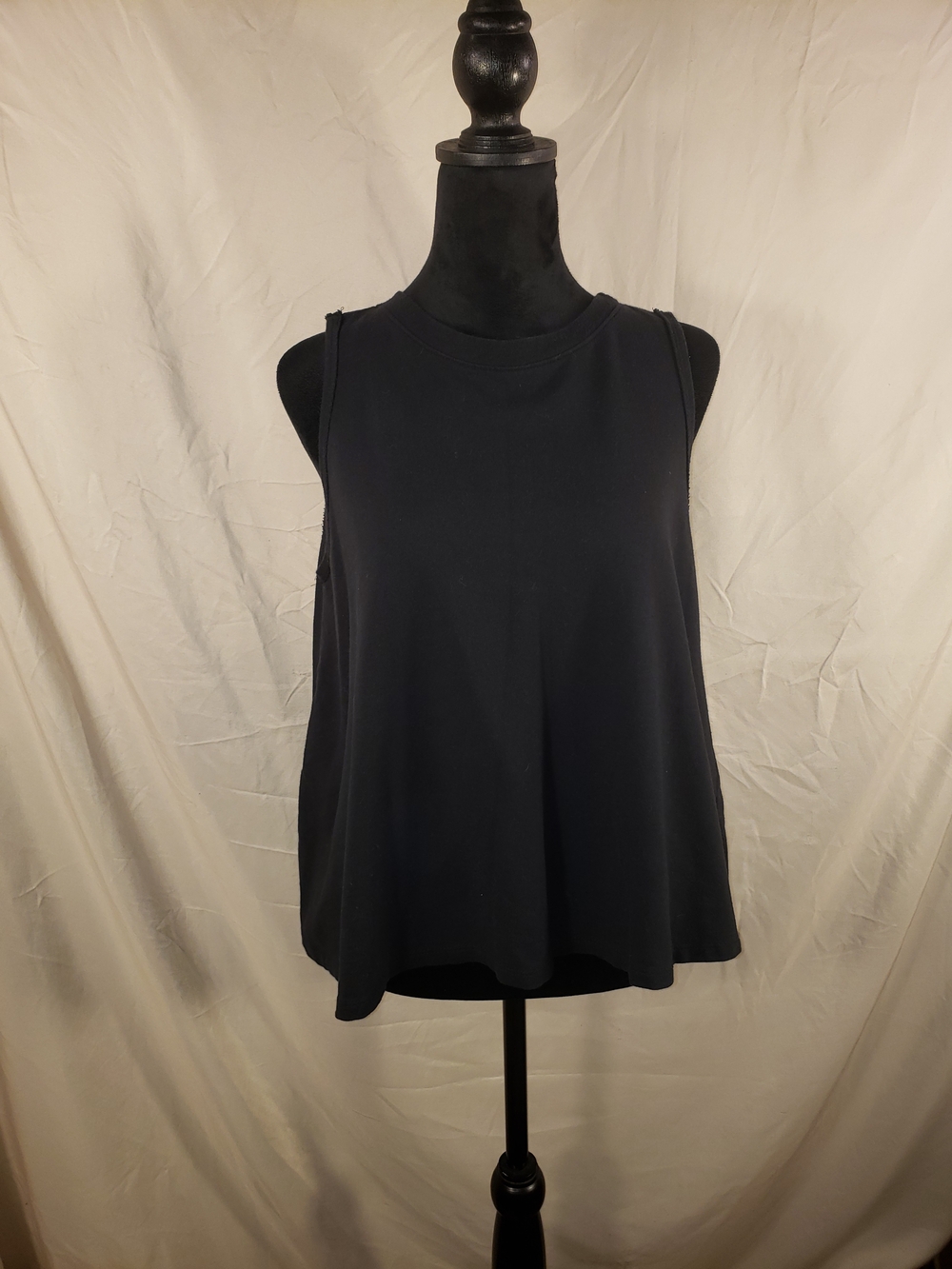 Ces Femme Black Sleeveless Swing Tank - M